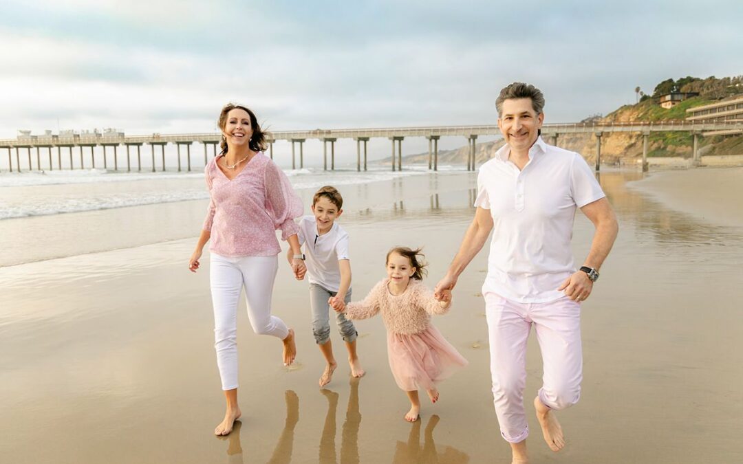 Family portrait session using two locations | Scripps Pier & Eucalyptus Grove