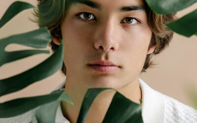 Hue | Teen Studio Portrait | Portrait with Flower