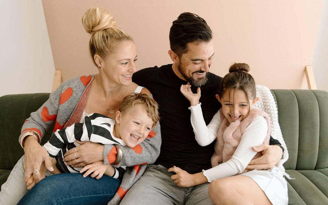 A Fun & Stylish Family Studio Session – Natural Light & Effortless Moments